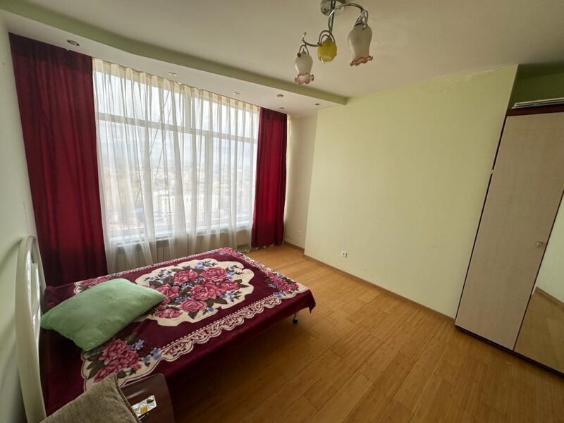 5-комнатная квартира, 186 м²